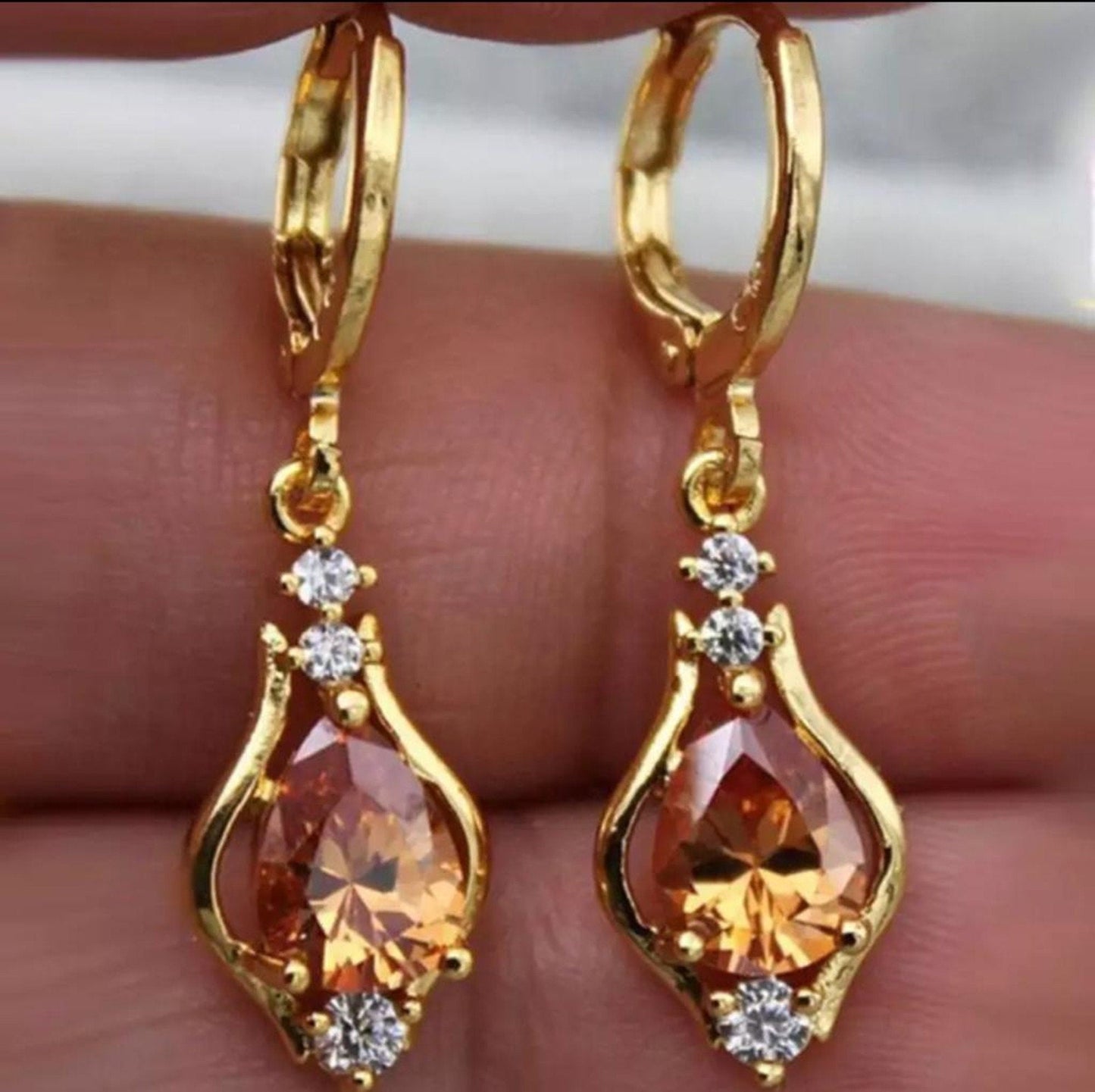 Kate - Pendientes de Corazón Arcoíris