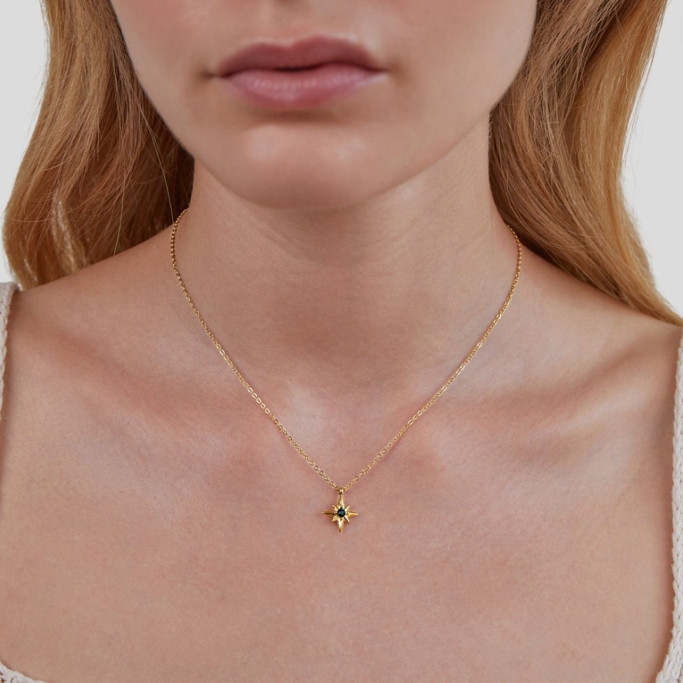 Celestia – Collar Estrella Guía en Cristal Esmeralda
