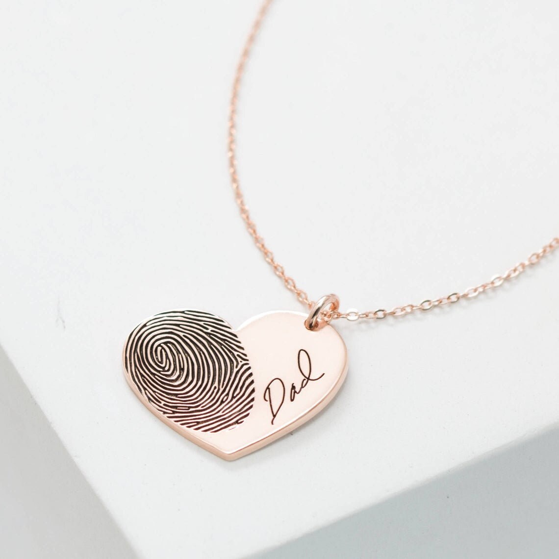 Collar de Nombre Personalizado con Huella Dactilar en Forma de Corazón
