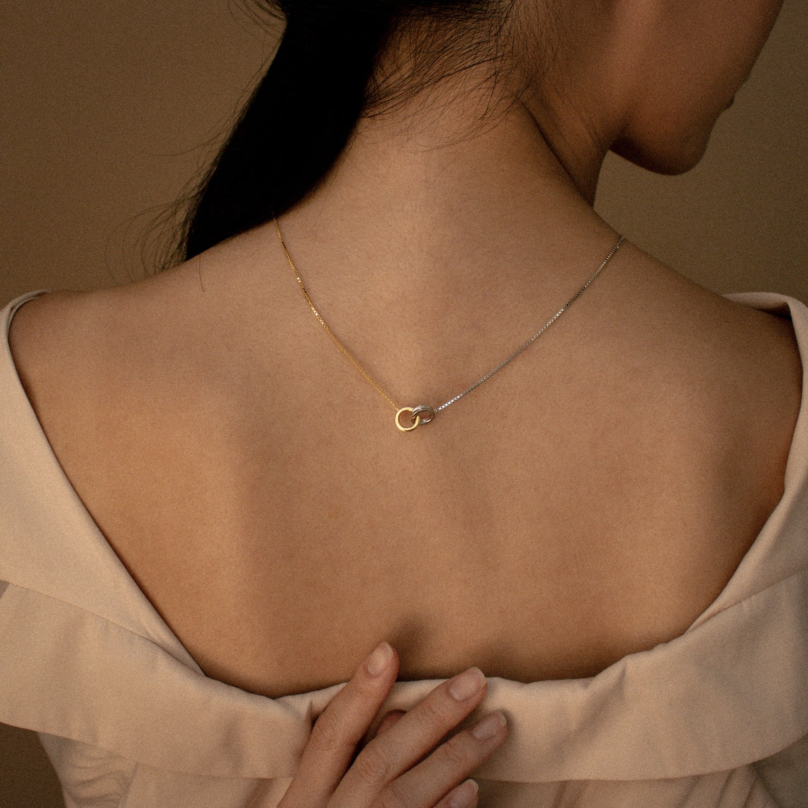 Collar Círculo Eterno - Collar de Círculos Enlazados