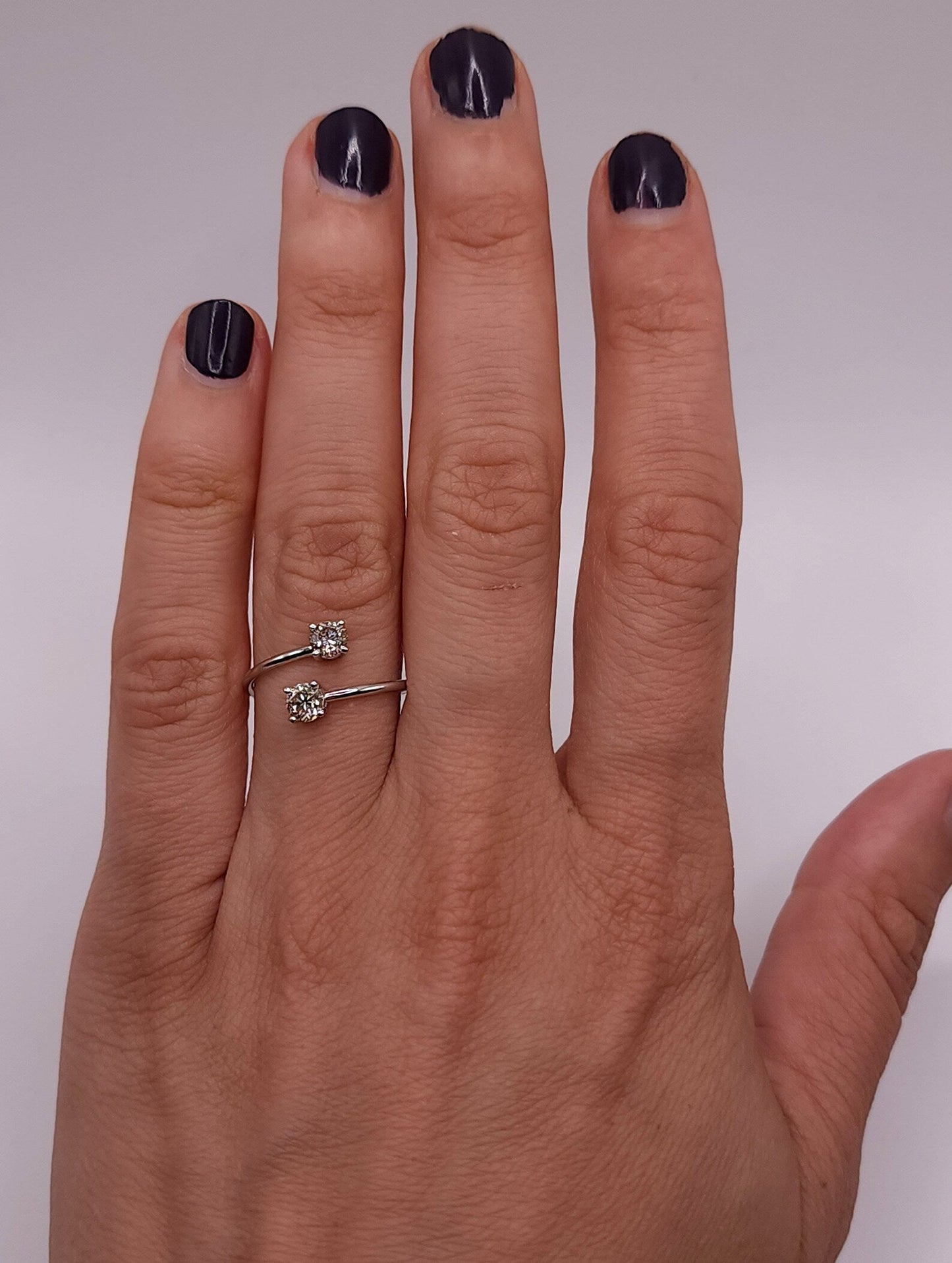 Anillo de plata de 2 piedras