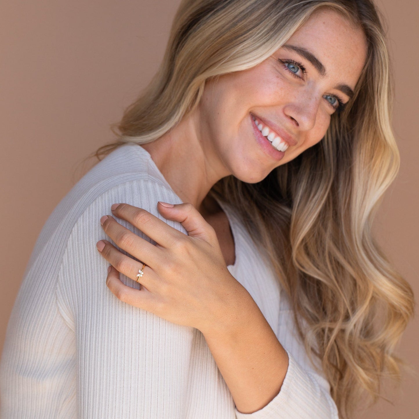 Mariposa – Anillo Diamante Elegante