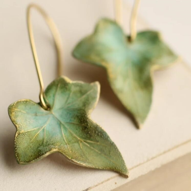 Silva – Pendientes Vintage de Hoja Verde