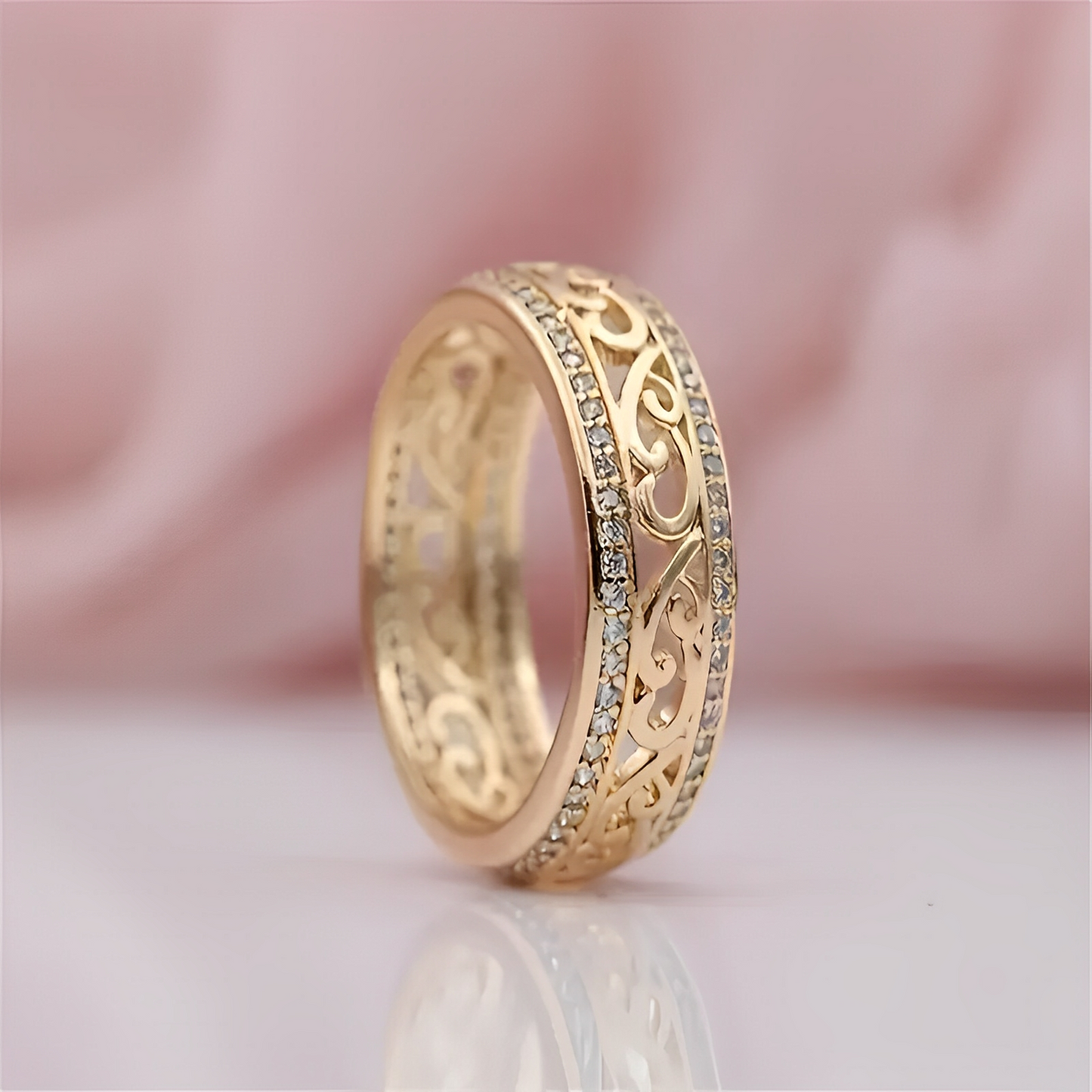 Jevy – Anillo Dorado Calado Brillante