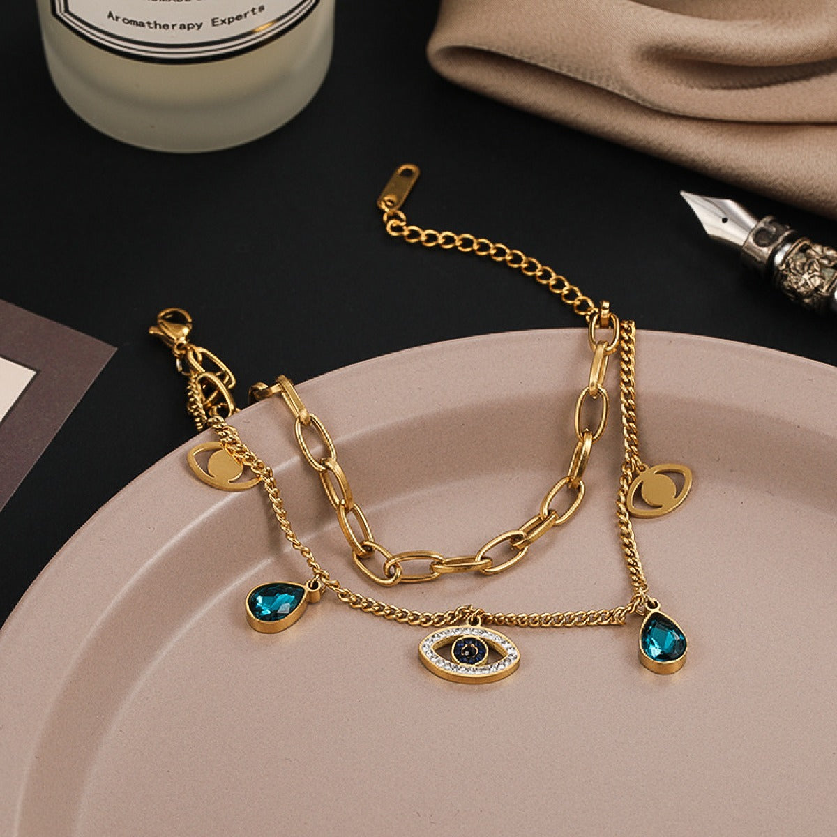Sharnie – Pulsera Doble Cadena de Acero Elegante