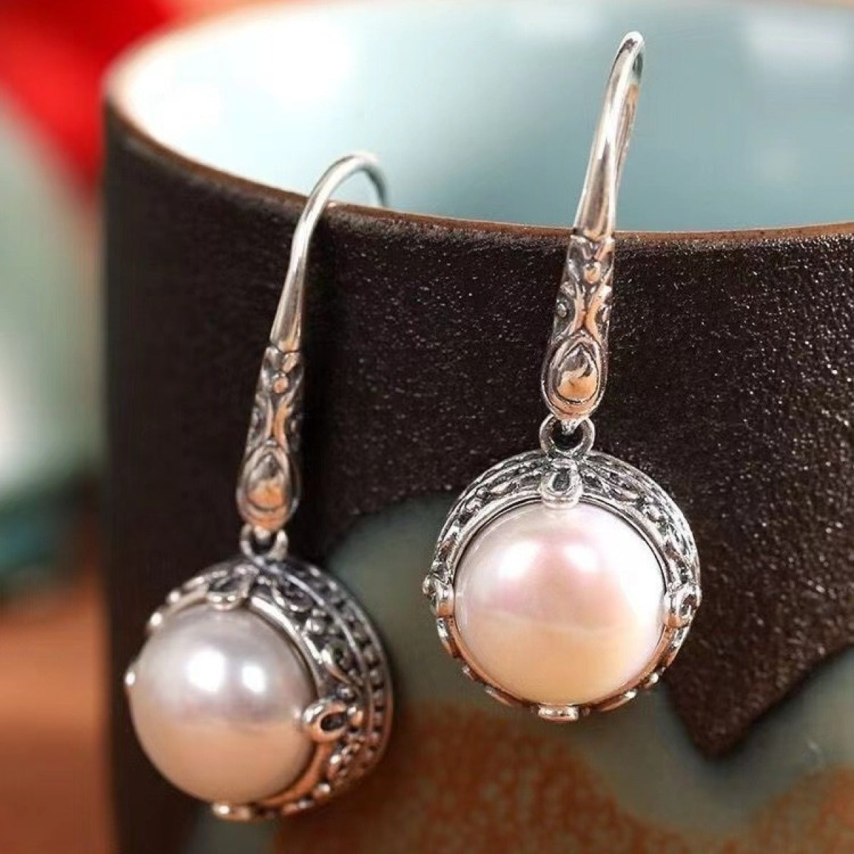 Rosalie – Pendientes Plateados y Perlas