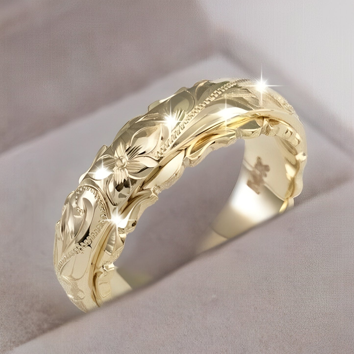 Melanie – Anillo Vintage con Flor Dorada