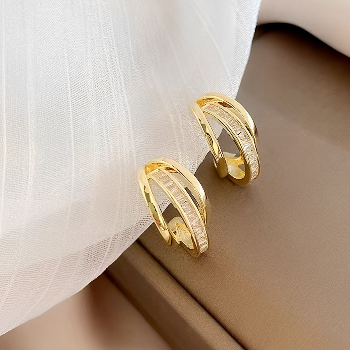 Valeria – Pendientes Triple Aro en Oro