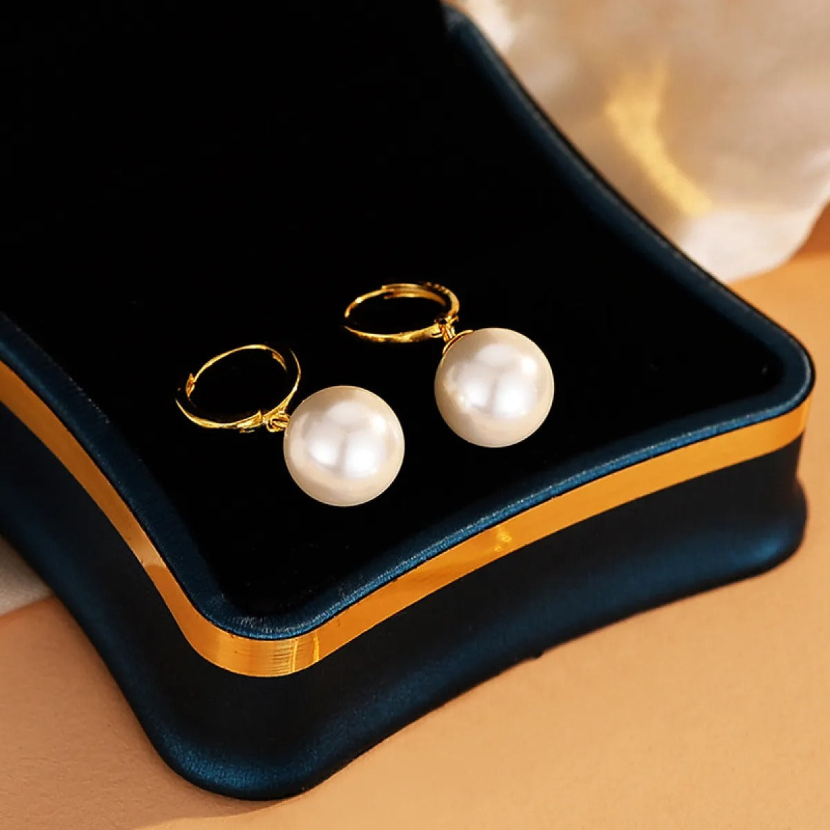 Laura – Pendientes Perla Colgante Elegantes