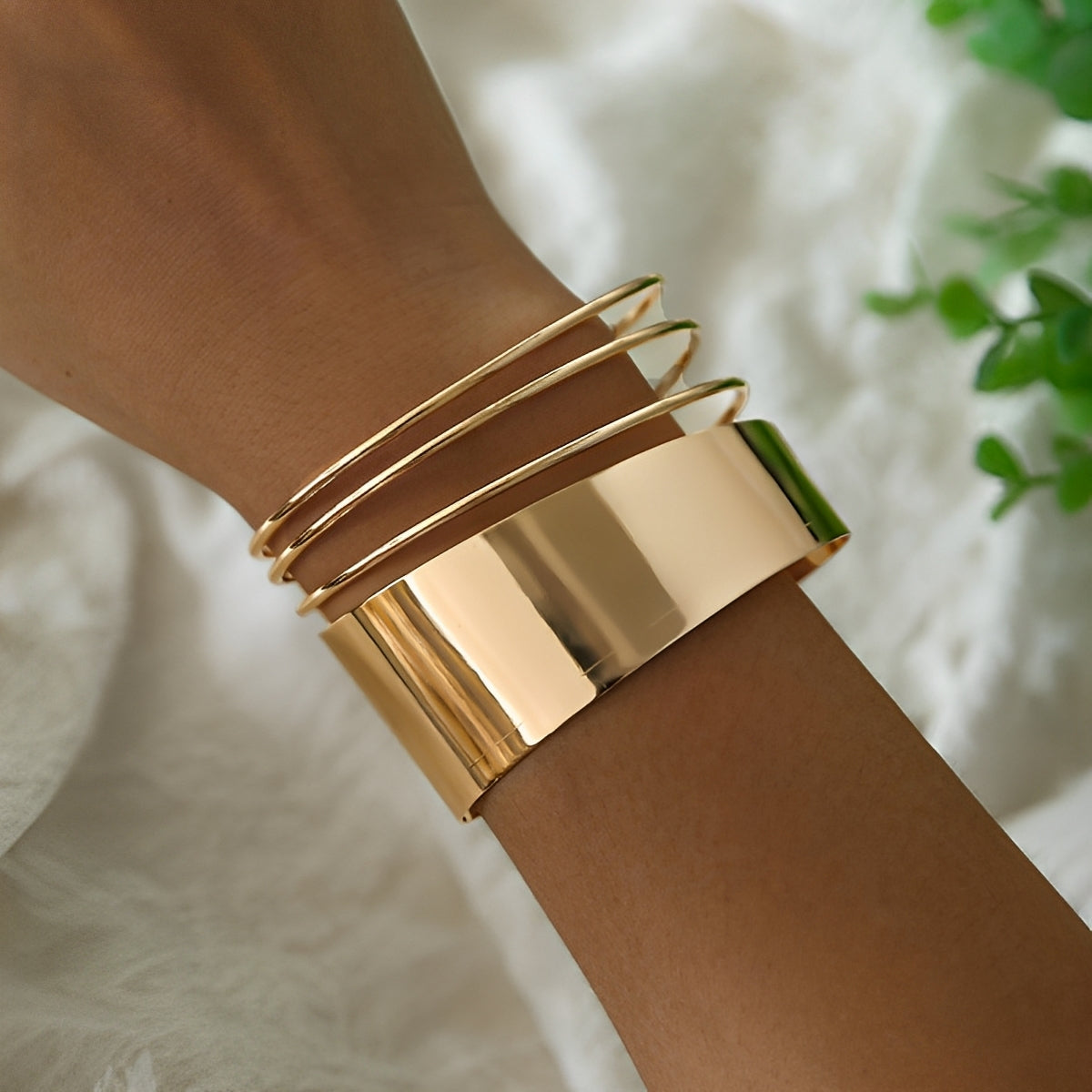 Camille – Pulsera Clásica Vintage en Oro