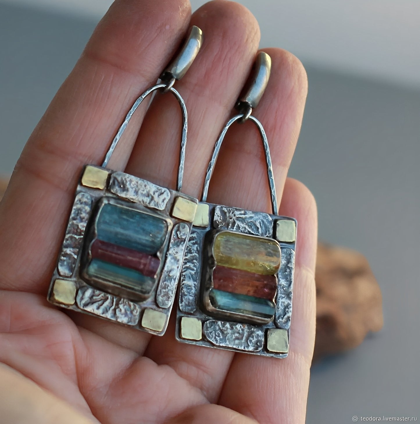 Naia – Pendientes con Cristales en Azul y Verde