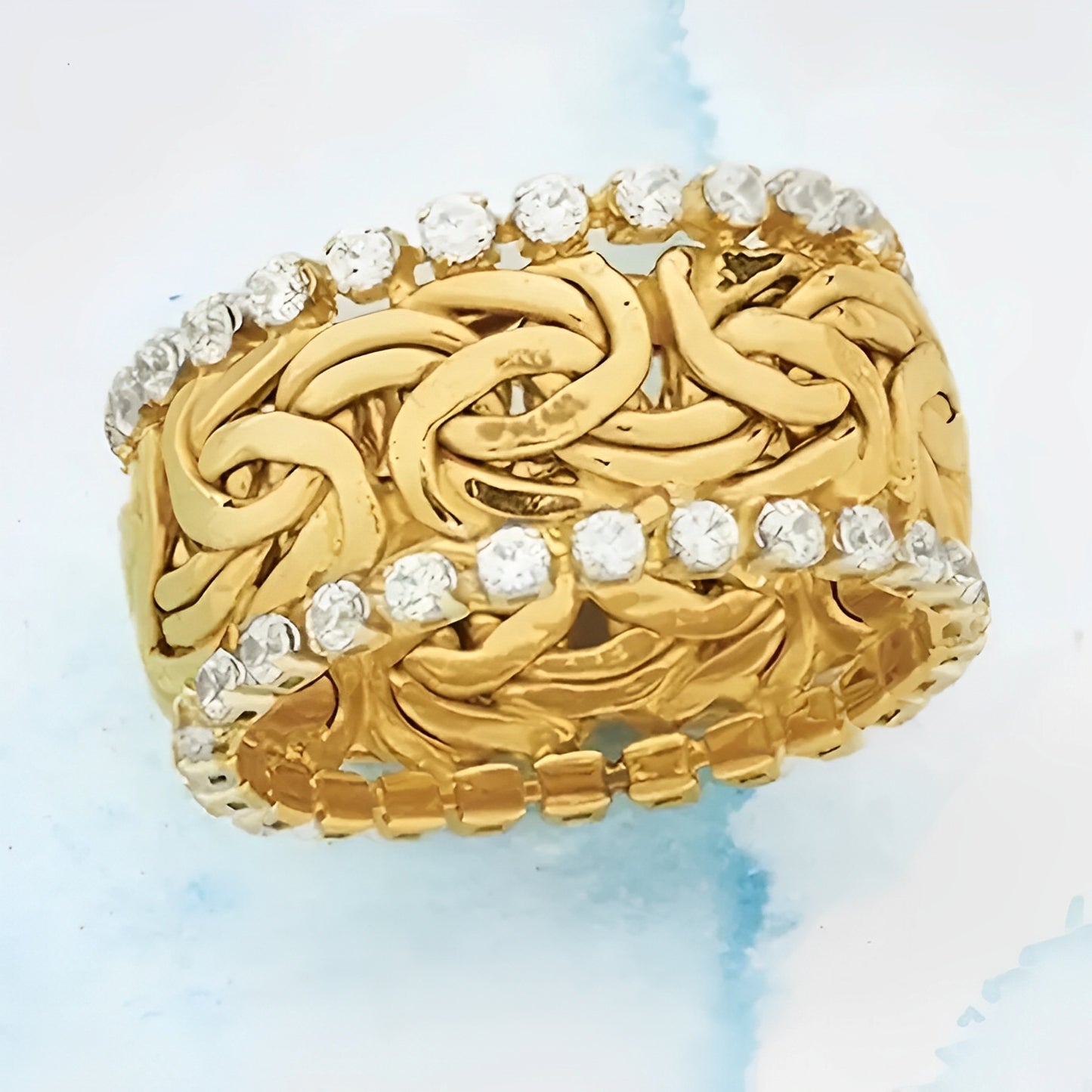 Ivy – Anillo Trenzado Vintage en Oro con Circonita