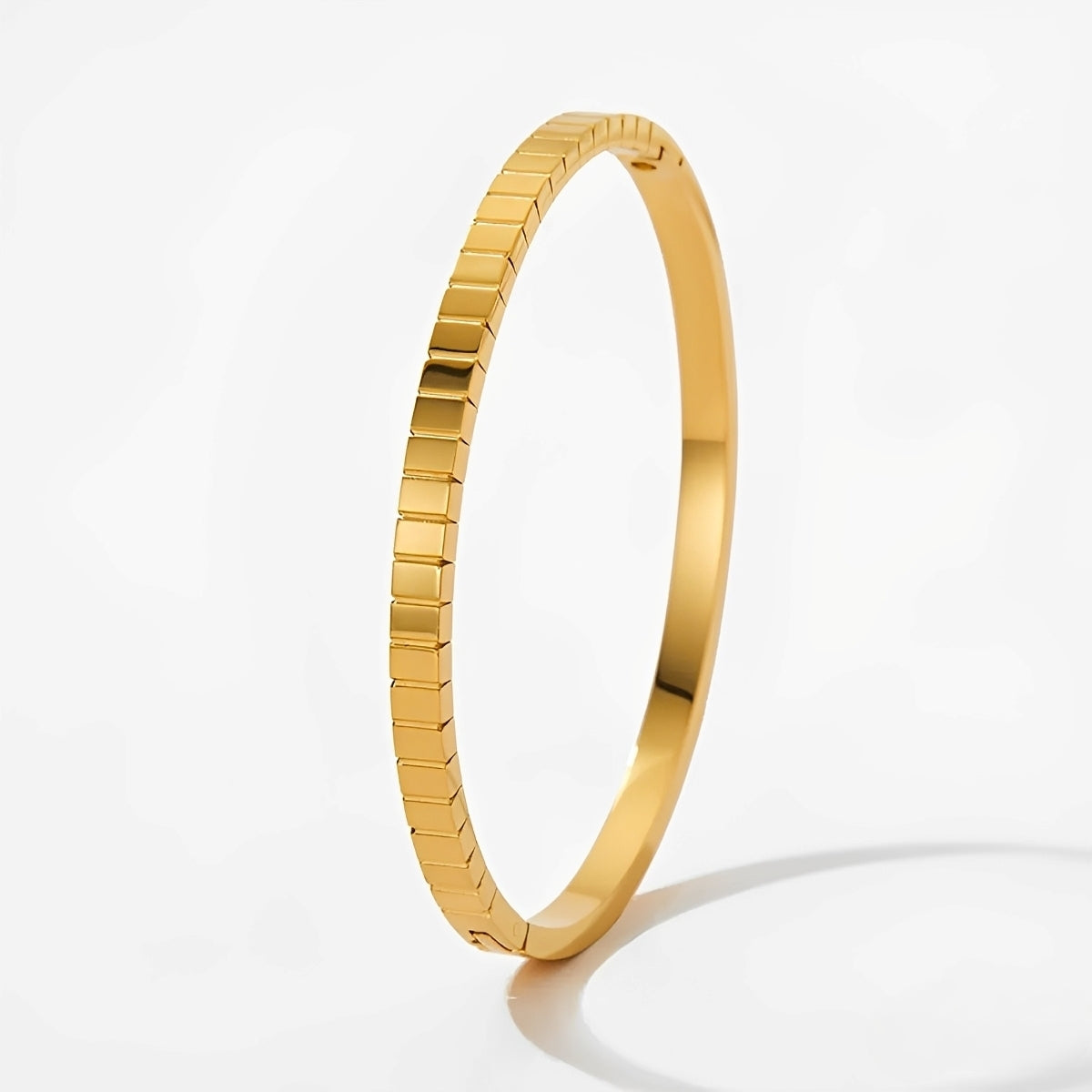 Carla – Pulsera Modernista Elegante