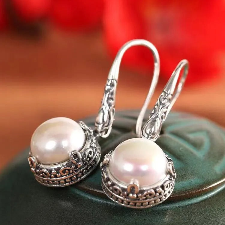 Rosalie – Pendientes Plateados y Perlas