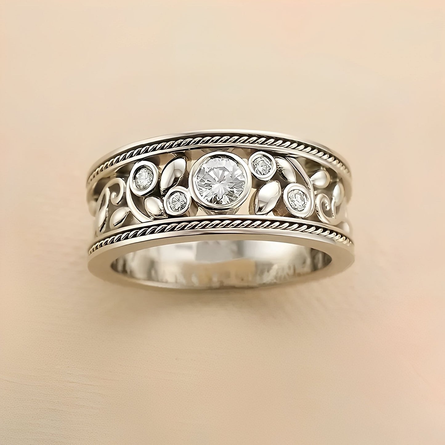 Nina – Anillo Vintage de Plata & Zircon