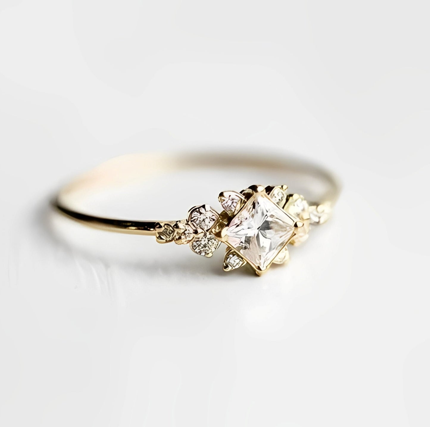 Delysian – Anillo Real de Estilo Majestuoso
