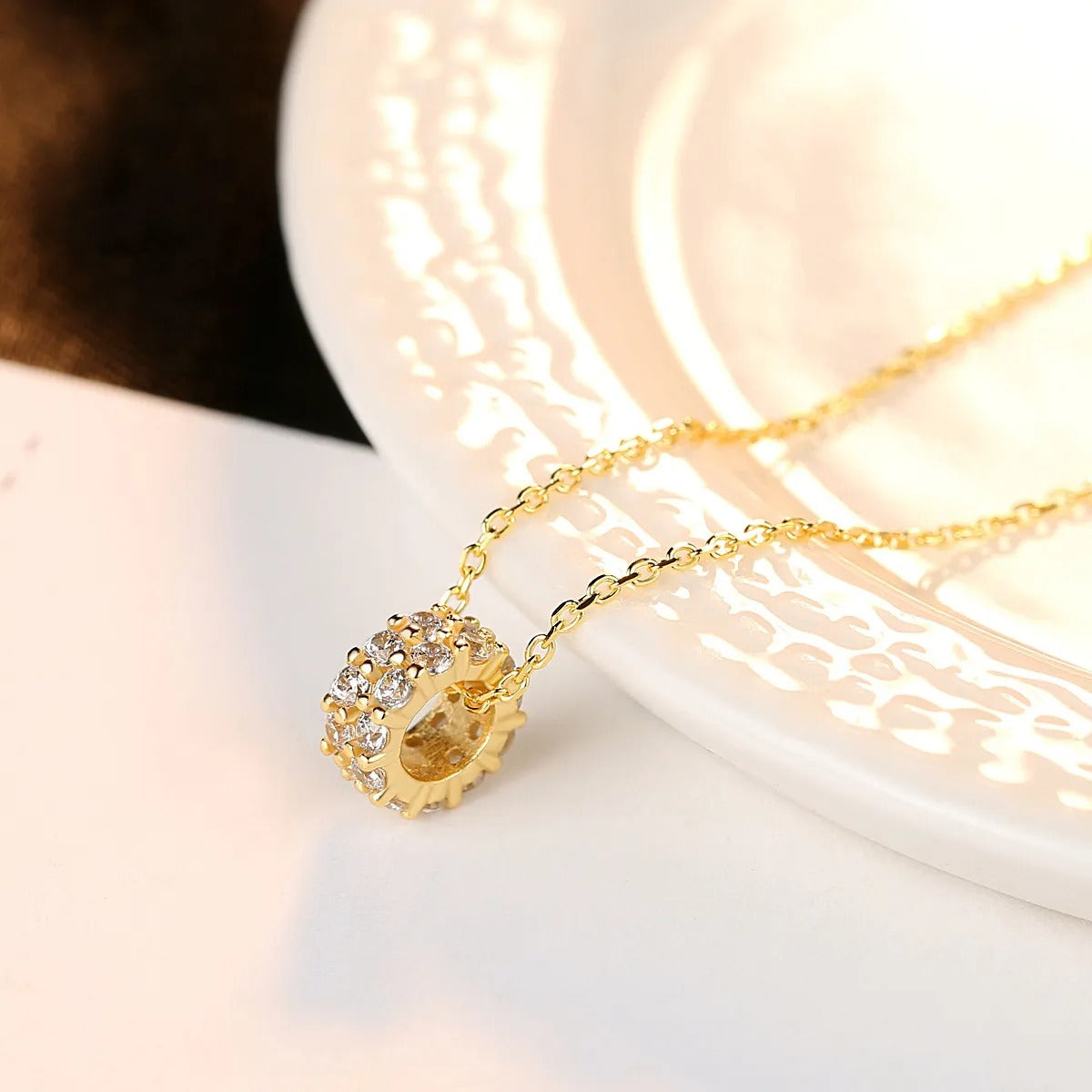 Loren – Collar Clavicular Chapado en Oro