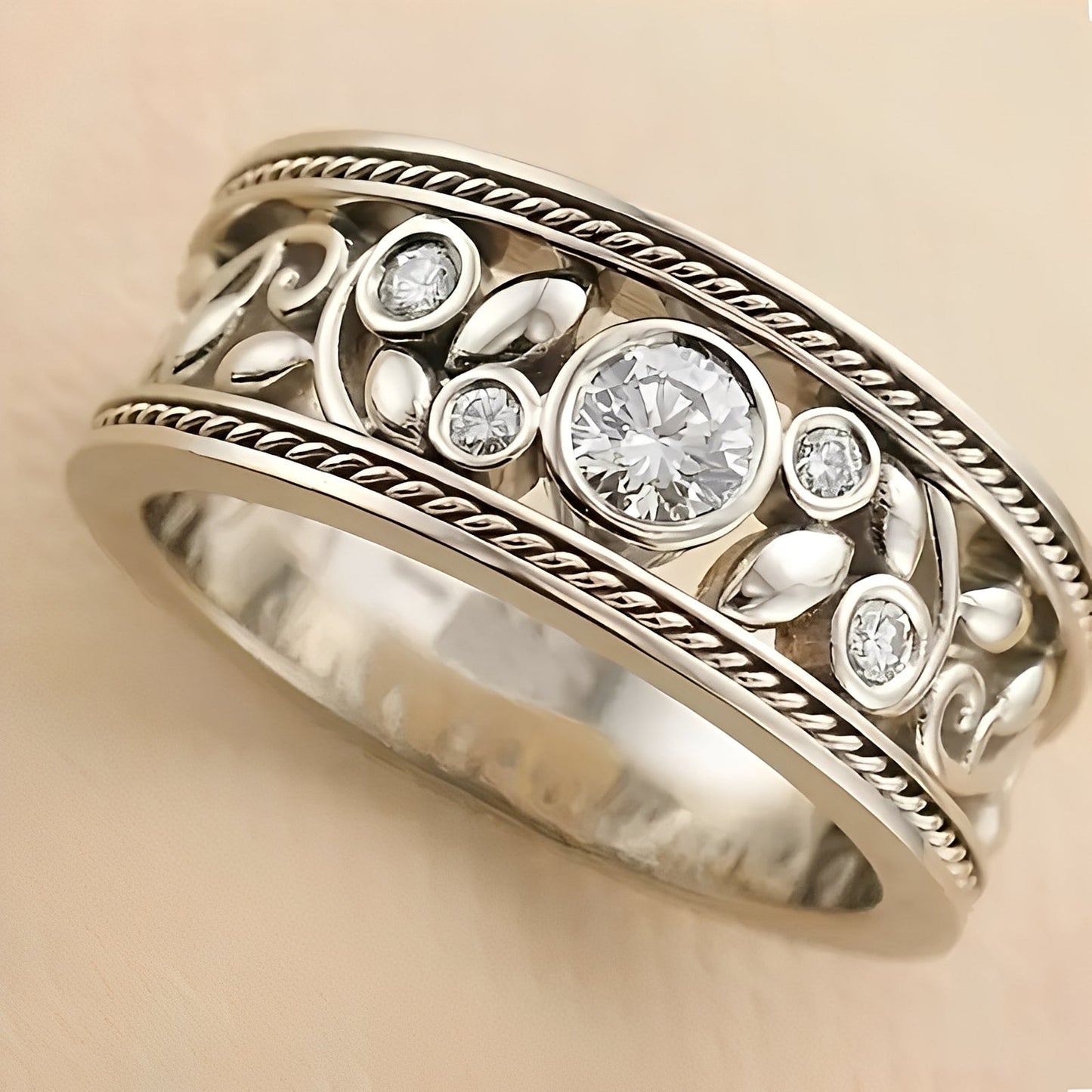 Nina – Anillo Vintage de Plata & Zircon