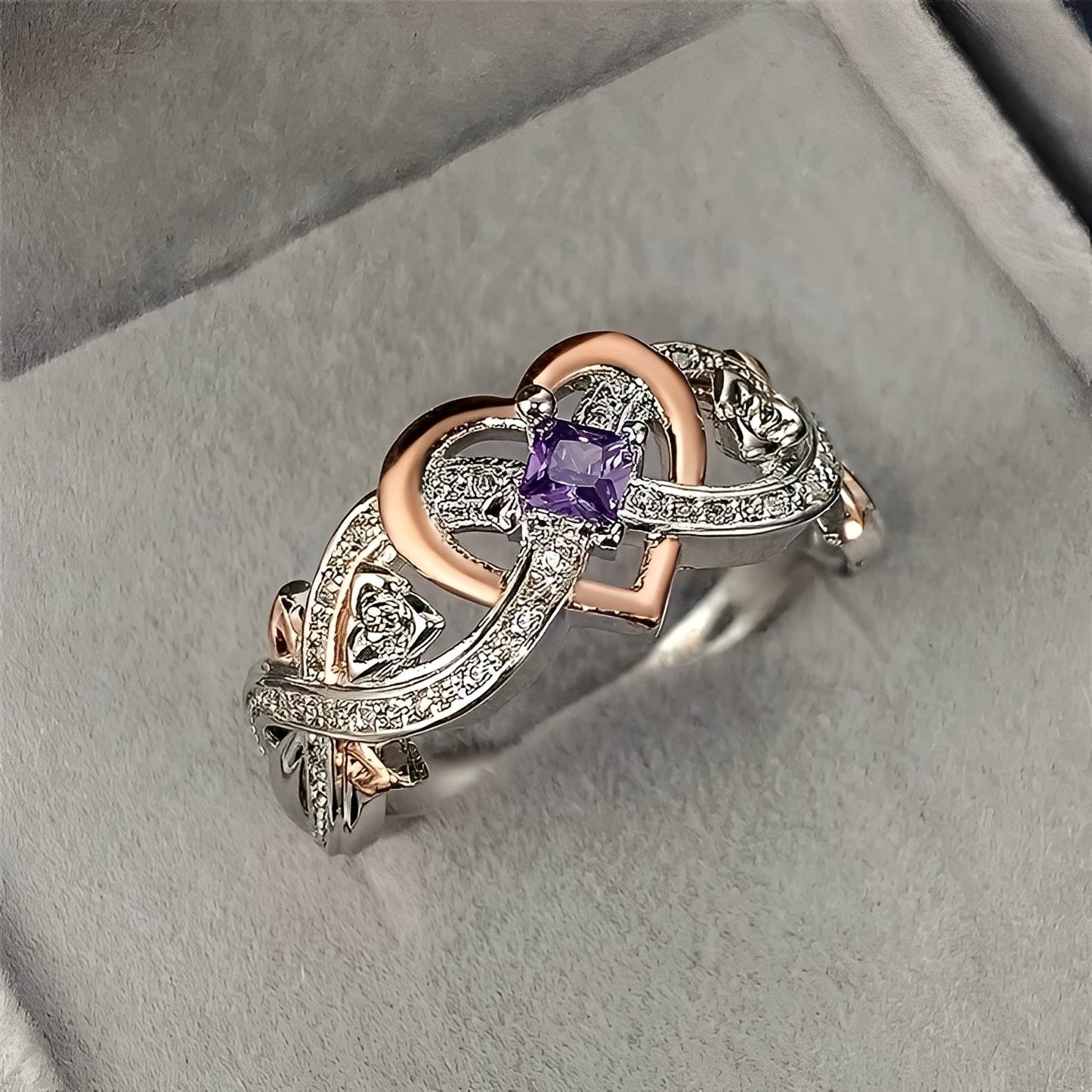 Monica – Anillo Corazón Violeta Brillo Oro & Plata