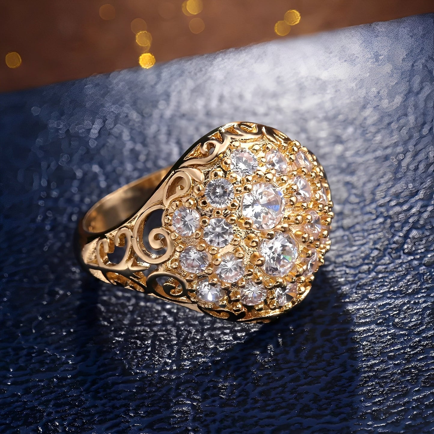 Zendy – Bague de Oro y Diamante Vintage