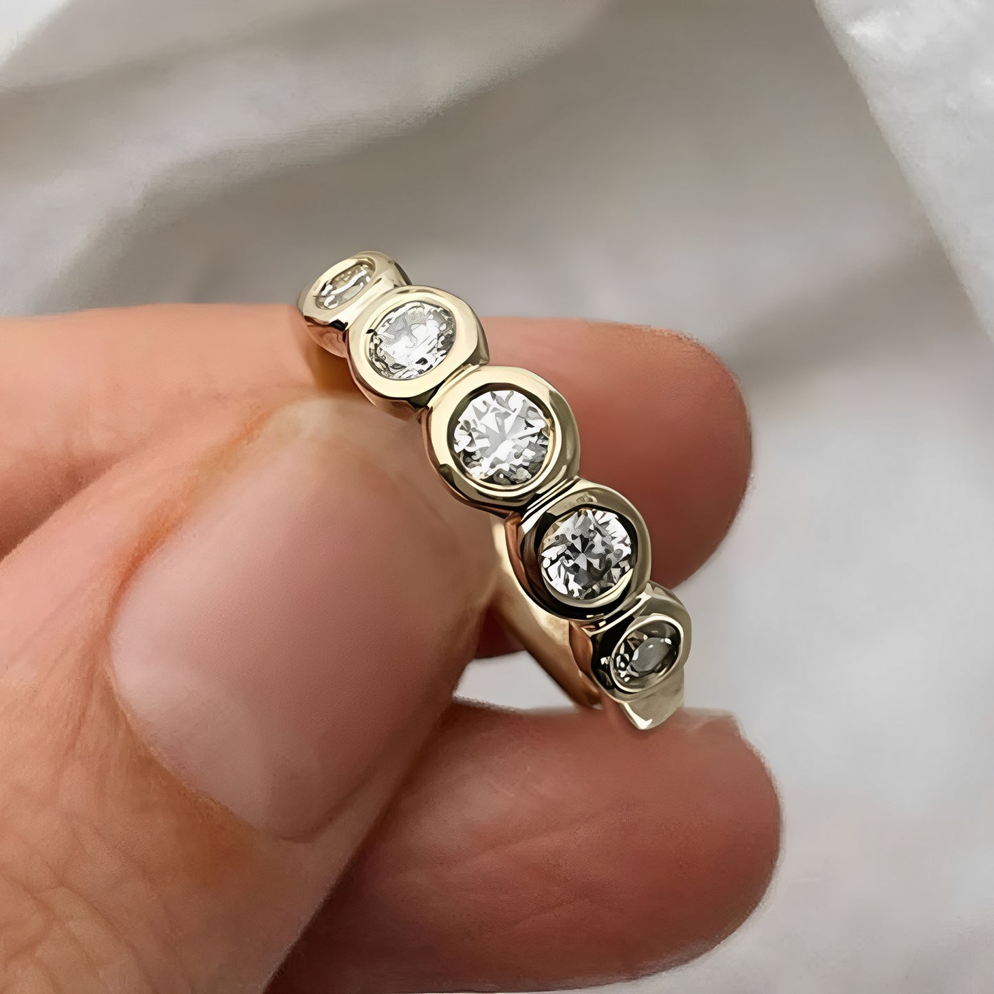 Celina – Set de Anillos Dorados Vintage con Circonitas