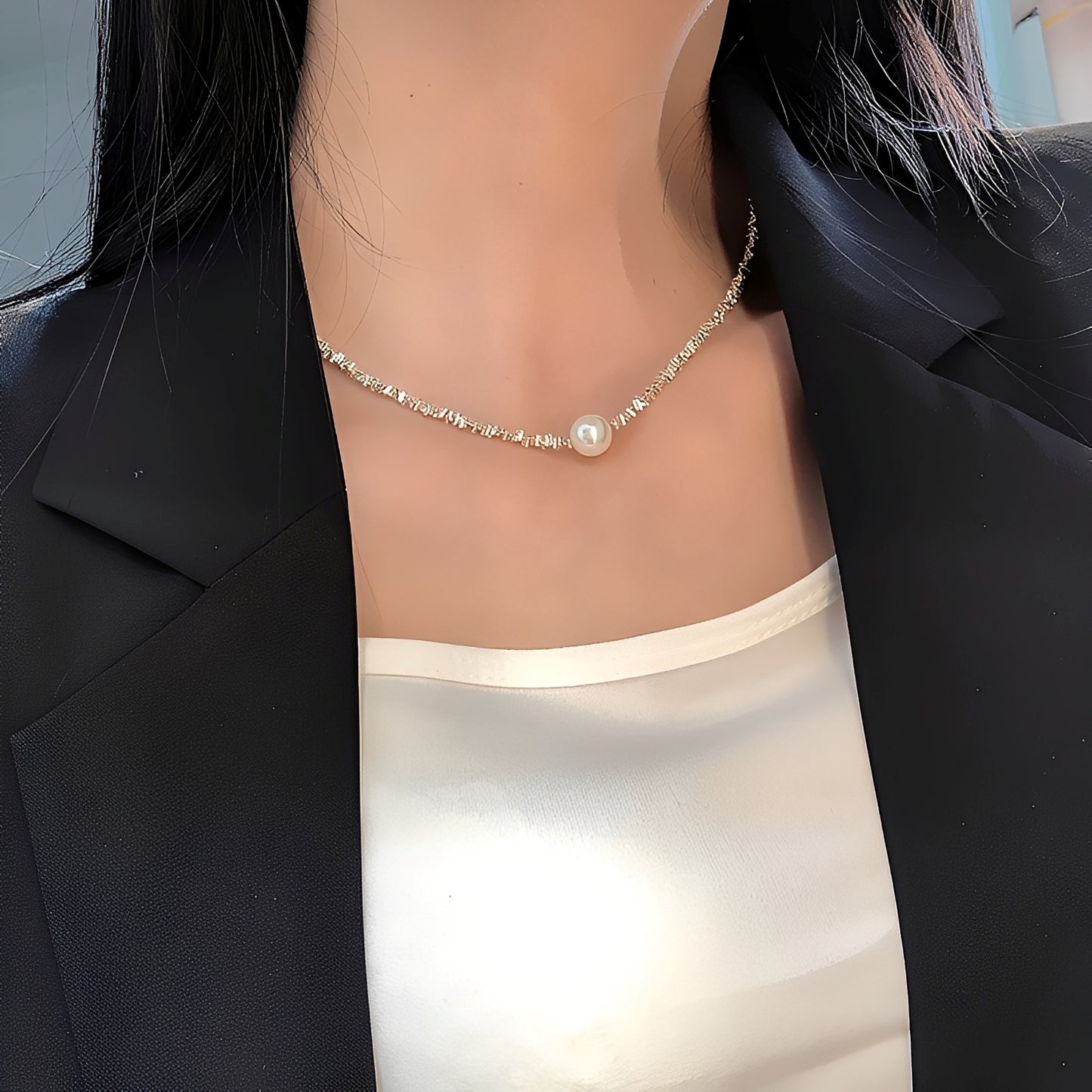 Aki – Collar Elegante de Perlas