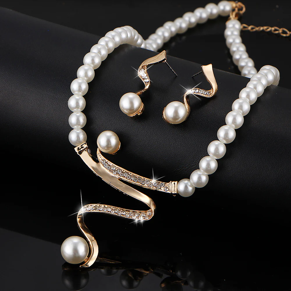 Sonya - Conjunto Collar y Pendientes de Perlas Naturales