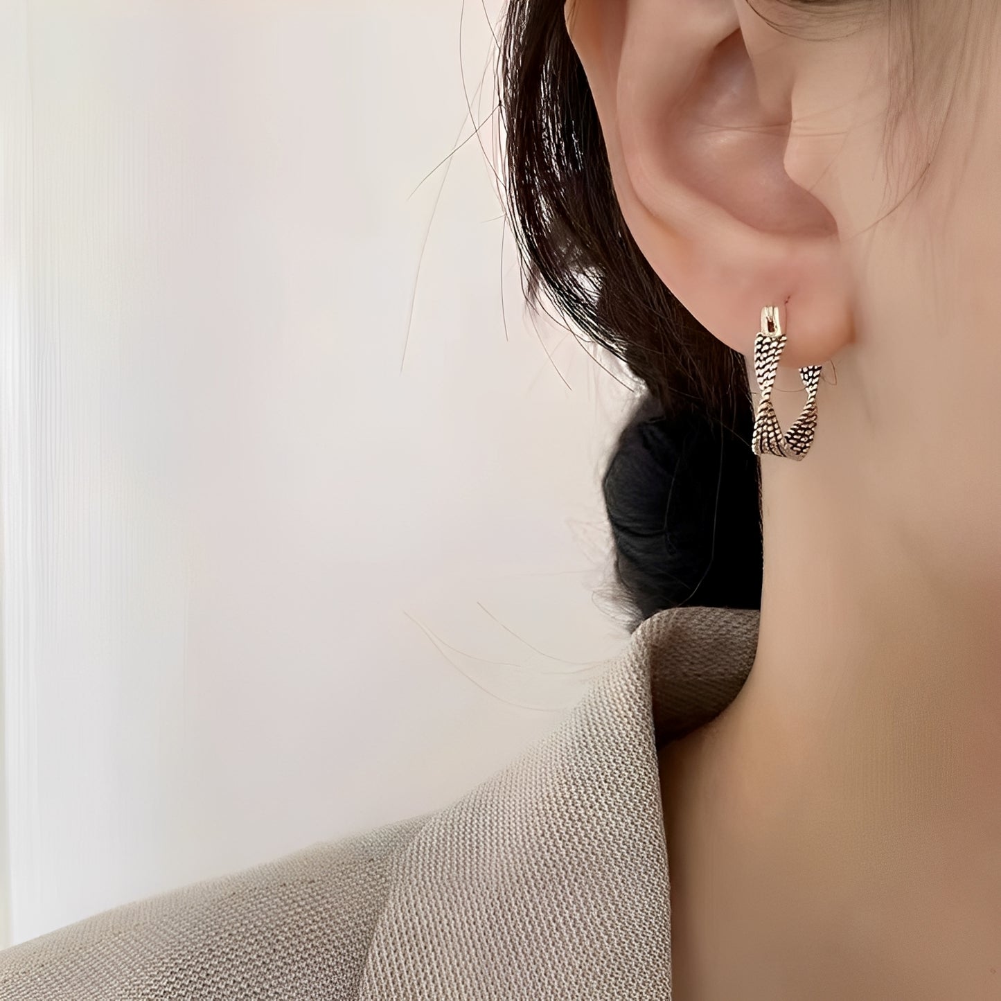 Dakota – Pendientes Vintage de Malla en Plata