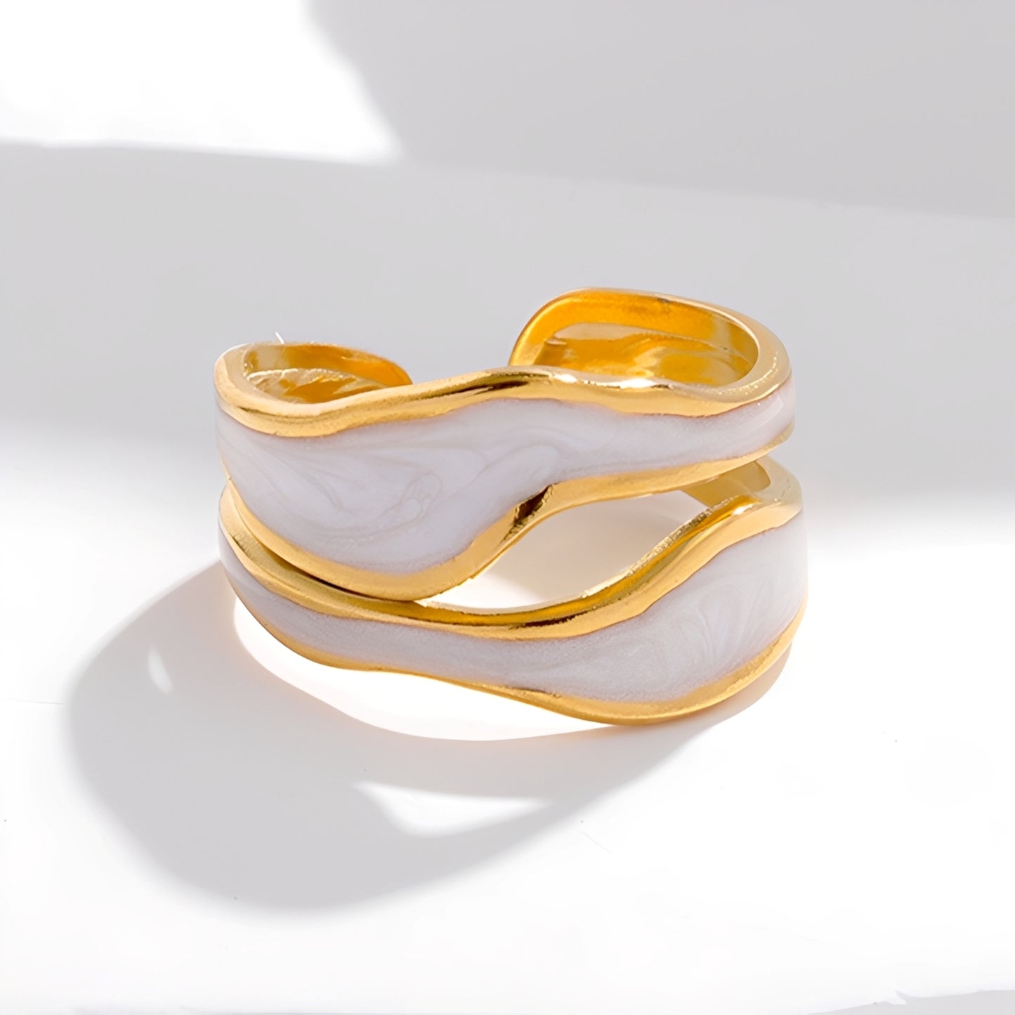 Esther – Anillo Antiguo en Oro Blanco