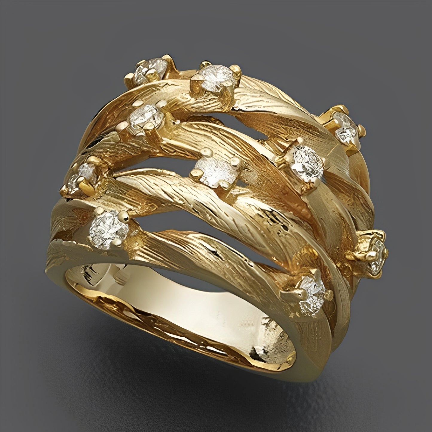Marisse – Anillo Dorado Estilo Vintage con Brillo Sutil