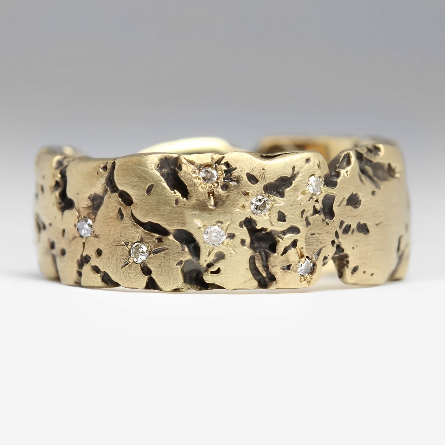 Tiffany – Anillo Vintage Dorado con Cristal Azul Incrustado