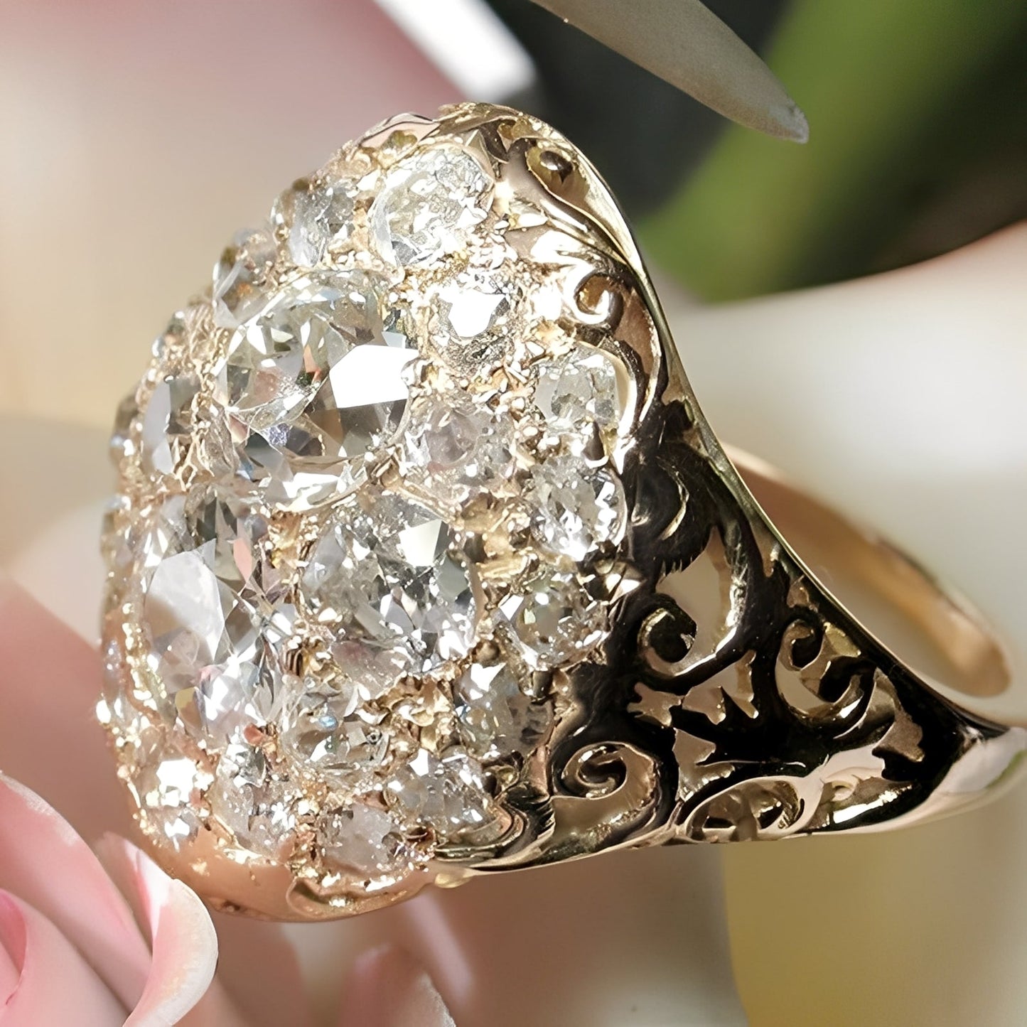 Zendy – Bague de Oro y Diamante Vintage