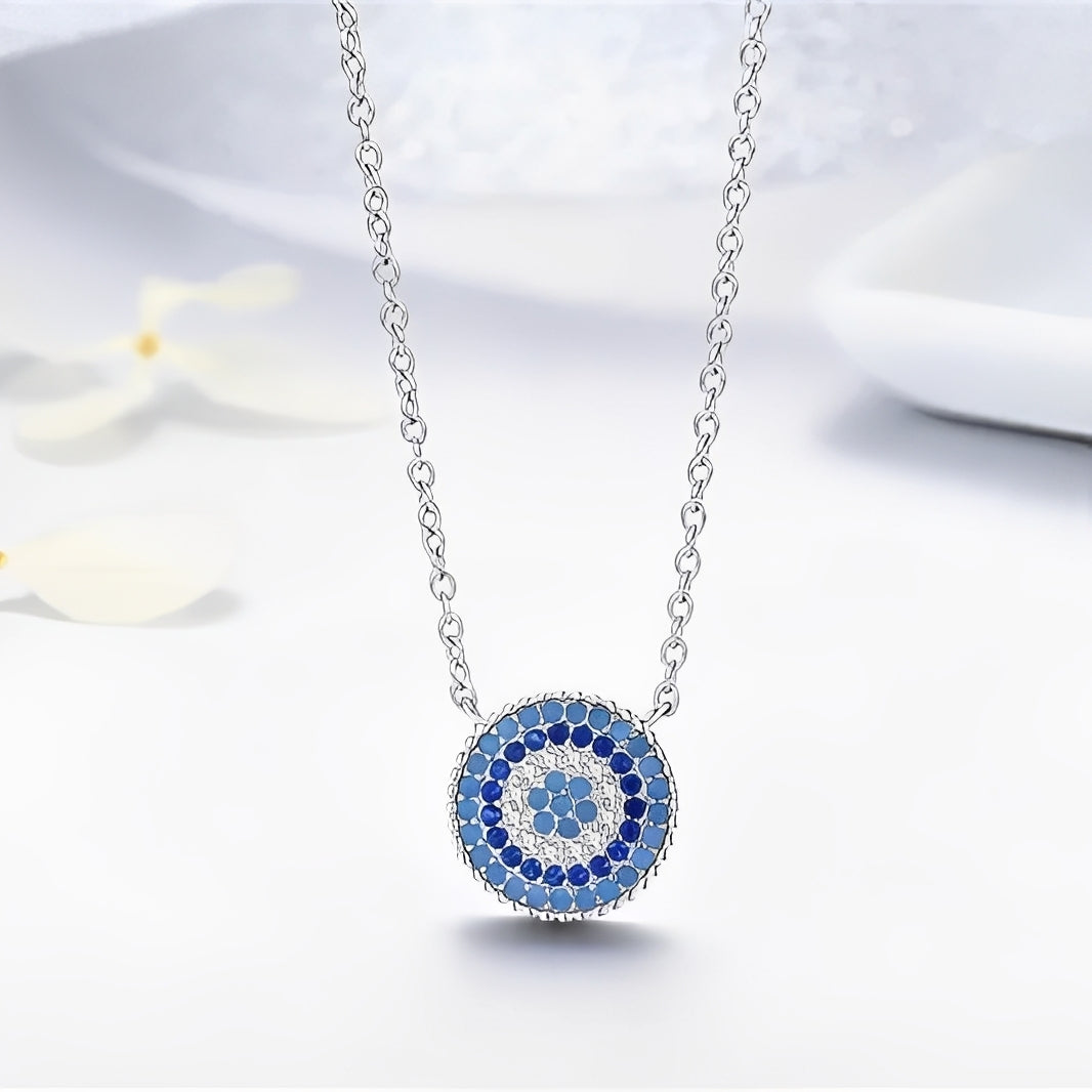Daphne – Collar Ojo Protector Plateado Elegante