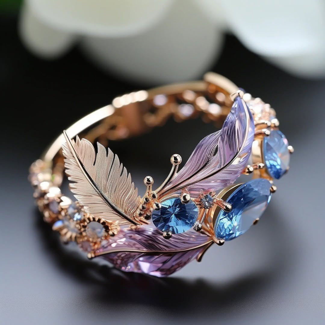 Saphira – Anillo Vintage Pluma Exótica con Cristal