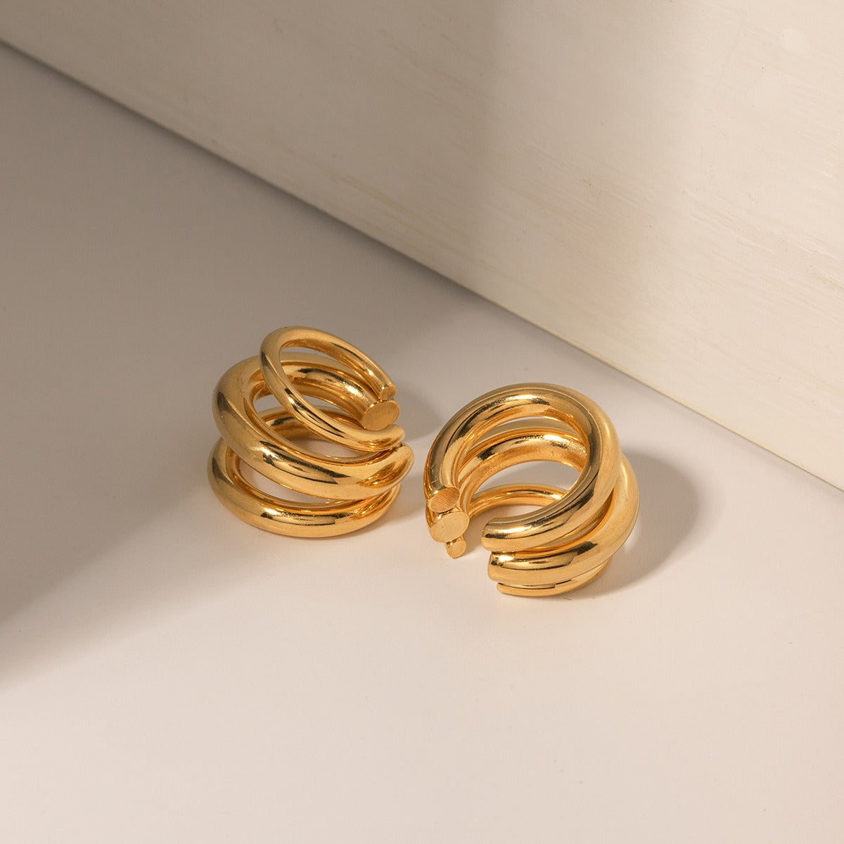Gigi – Ear Cuff Grande 3 Capas Dorado