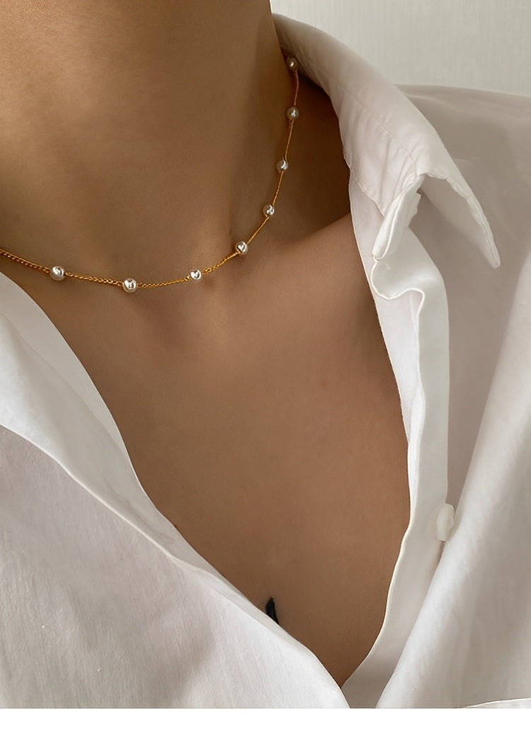 Noelia – Collar Elegante con Pequeña Perla