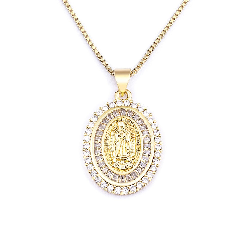 Carmelle – Collar Vintage con Medalla de la Virgen María