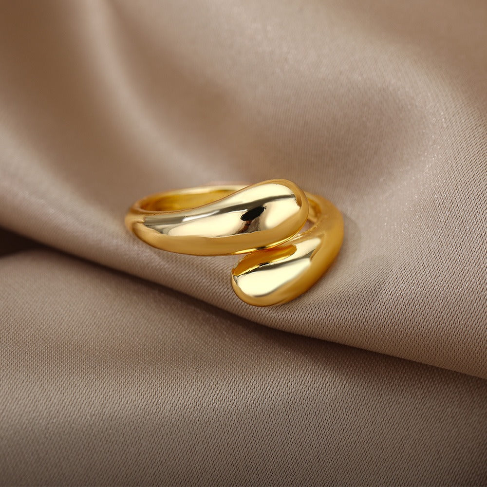 Nalia – Anillo Ajustable en Oro Elegante