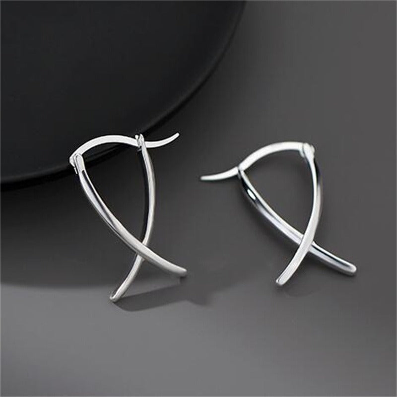 Emilie – Pendientes Líneas Cruzadas Elegantes