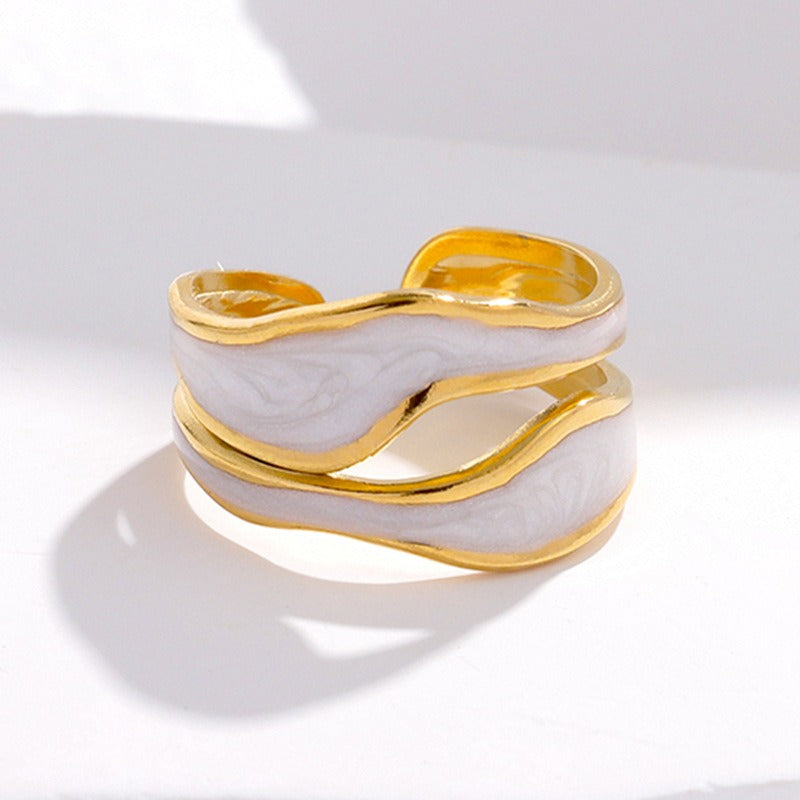 Elina – Anillo Vintage en Oro Blanco Elegante
