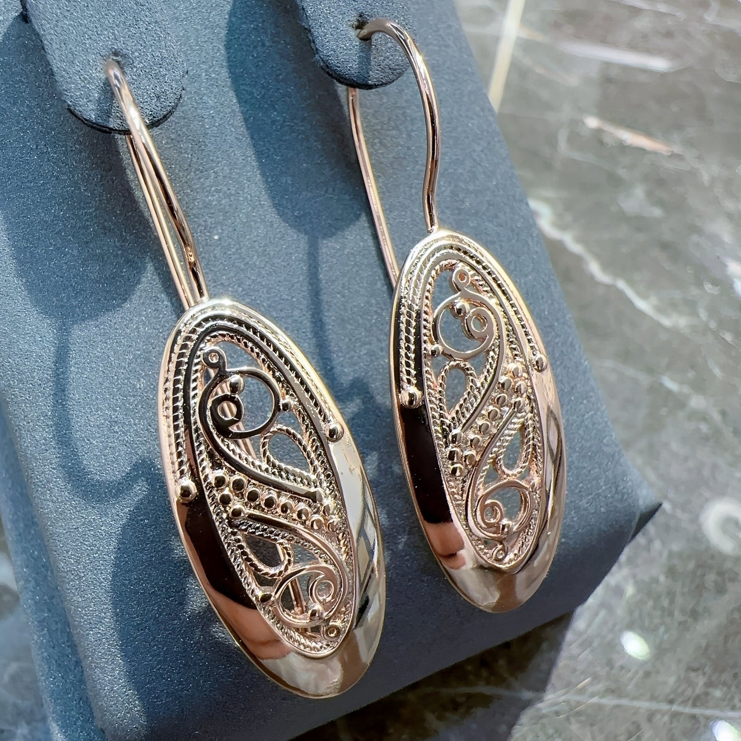 Salma – Pendientes Huecos Elegantes