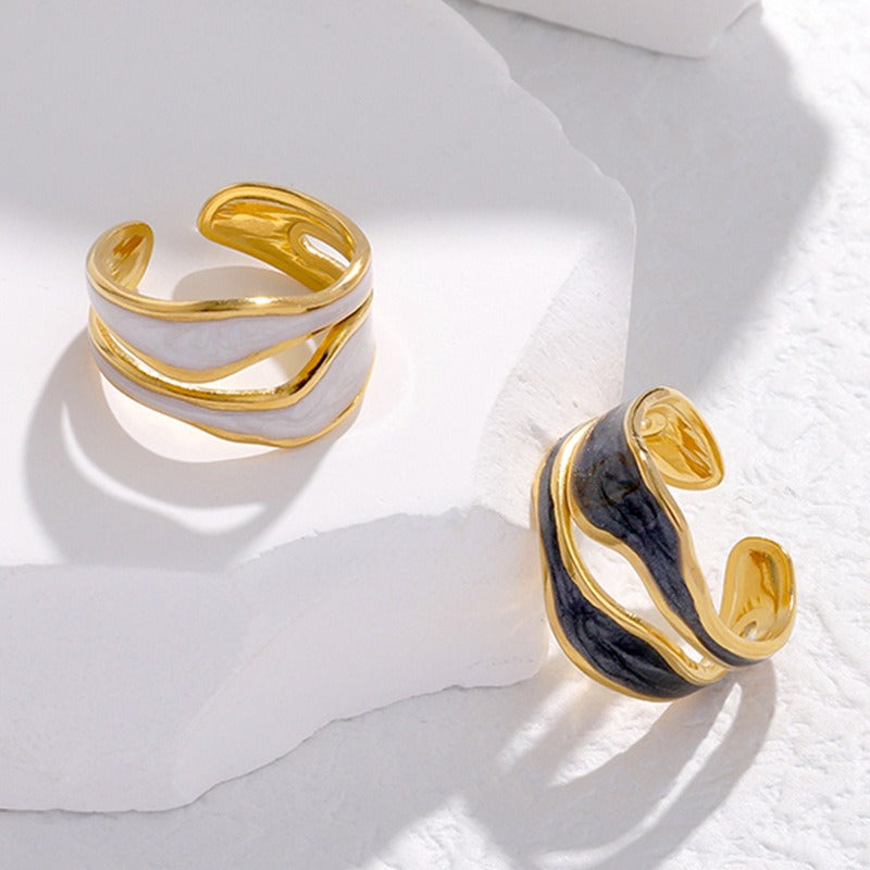 Elina – Anillo Vintage en Oro Blanco Elegante