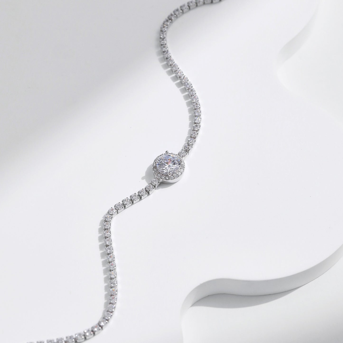 Jennie – Pulsera Tennis Plateada Elegante