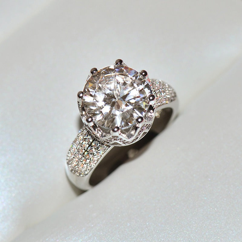 Herna – Anillo Elegante en Topacio Blanco 8ct