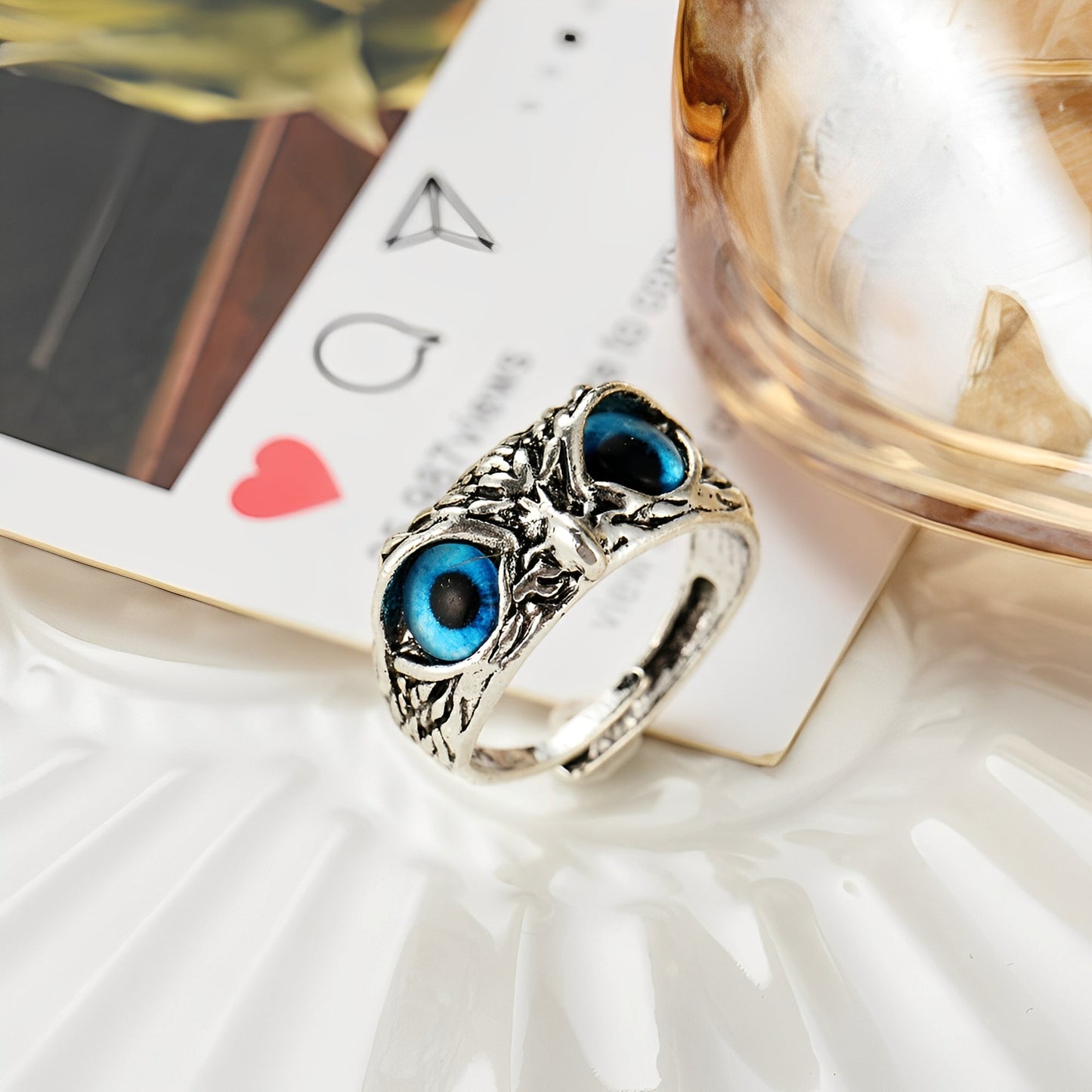 Niva – Anillo Búho Amuleto Ajustable en Plata y Ópalo