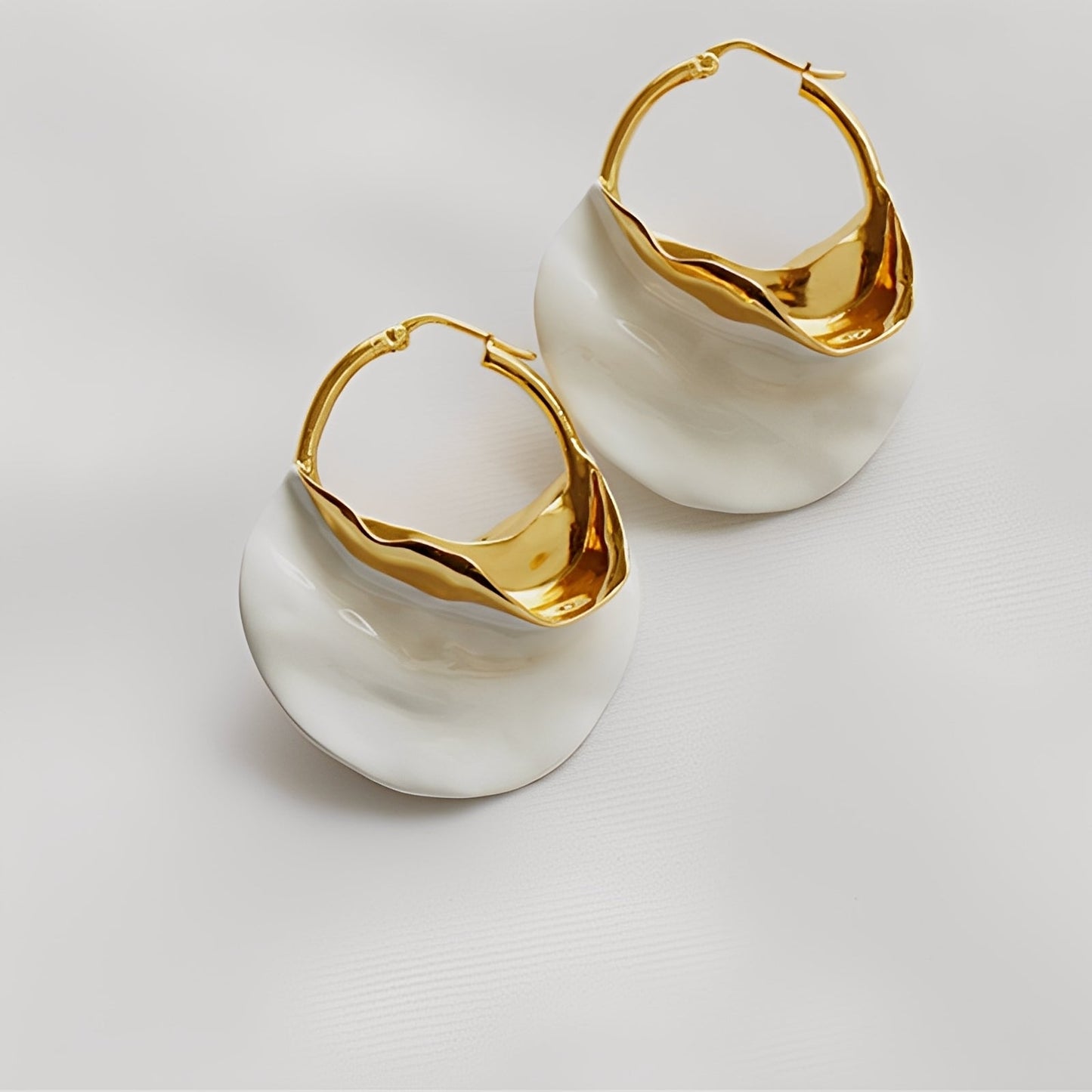 Trixie – Boucles de Oreilles Vintage en Or Blanco