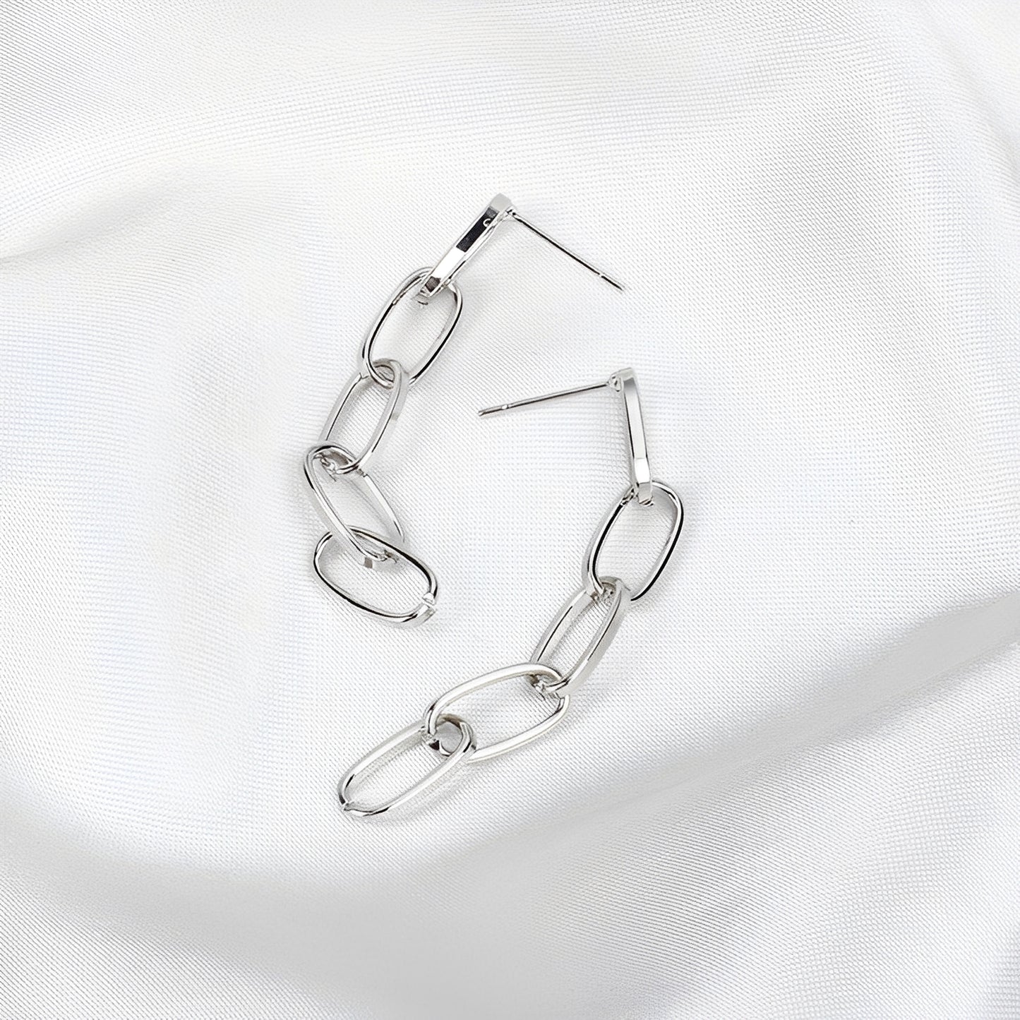Lucia – Pendientes de Forma de Cadena