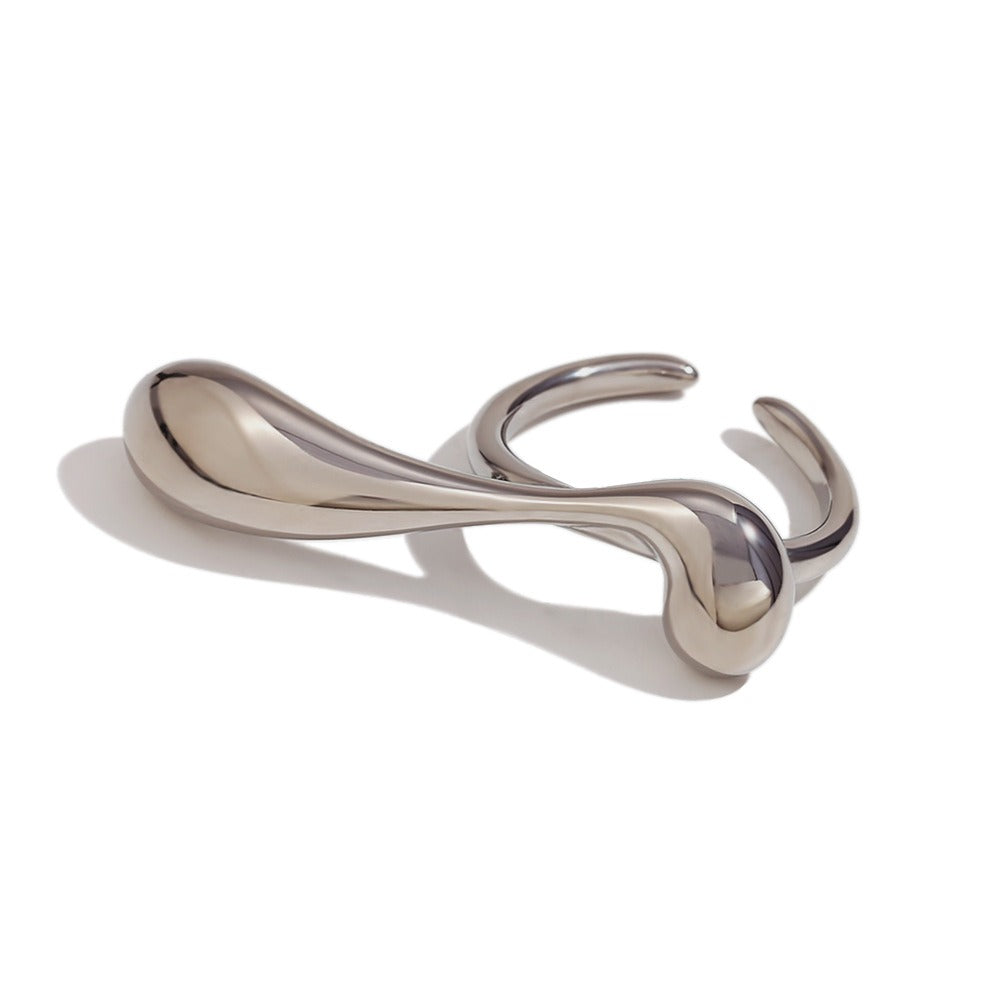 Holly – Anillo Abierto Gota de Agua Irregular