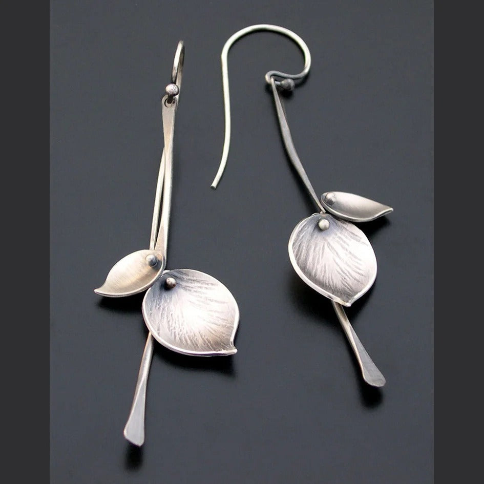 Alira – Pendientes Vintage de Hoja en Plata