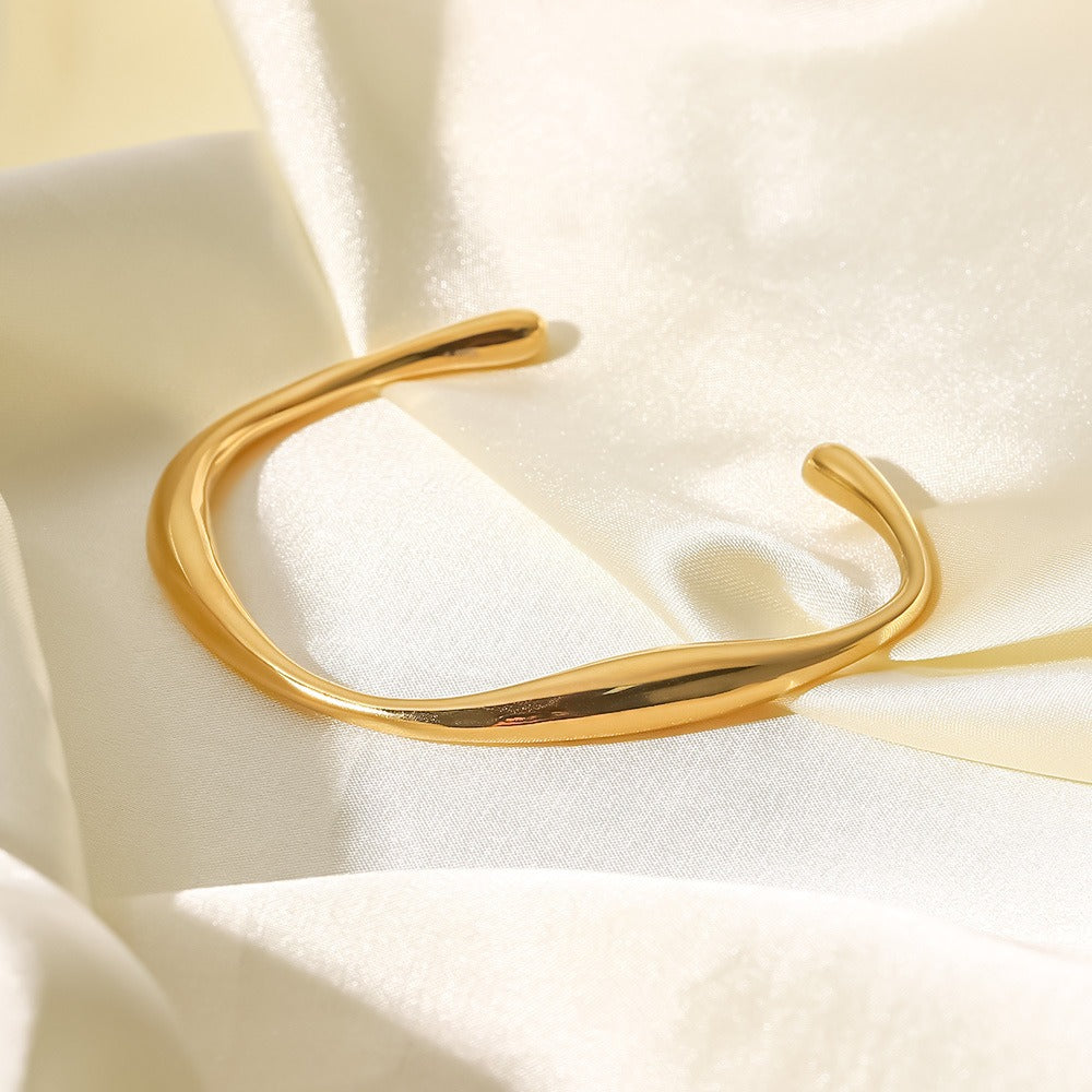 Gayle – Pulsera Möbius Elegante